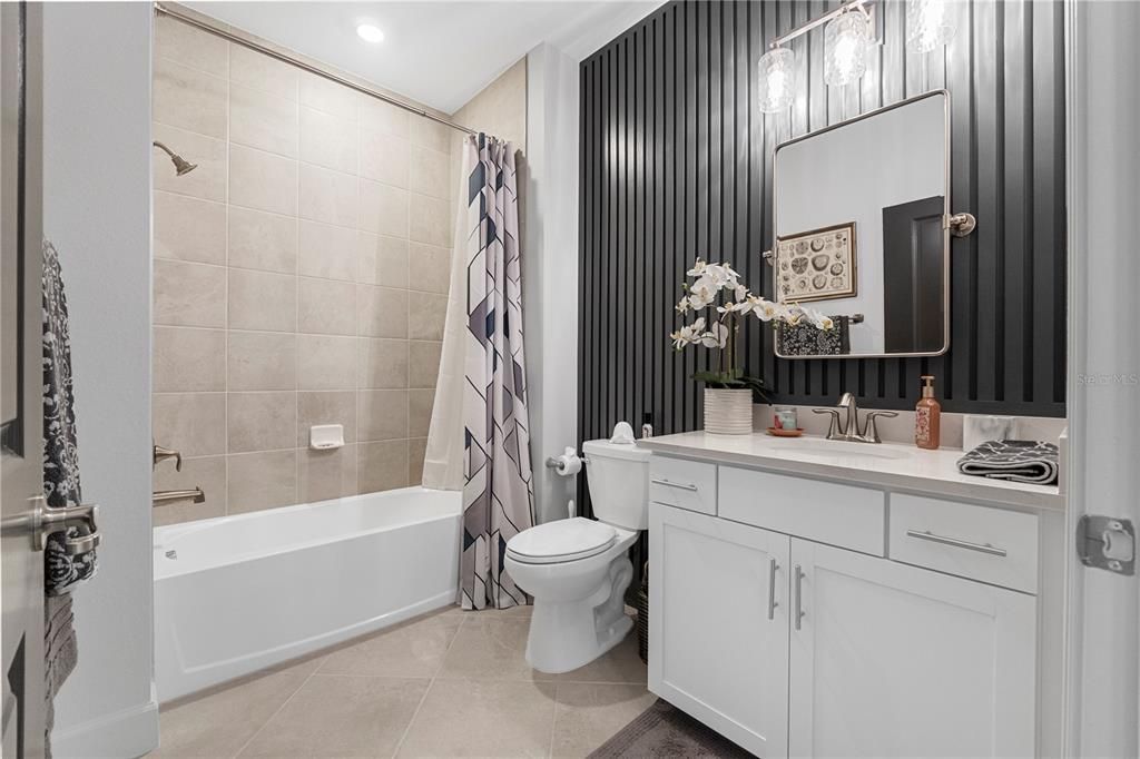 На продажу: $539,900 (3 спален, 2 ванн, 2376 Квадратных фут)