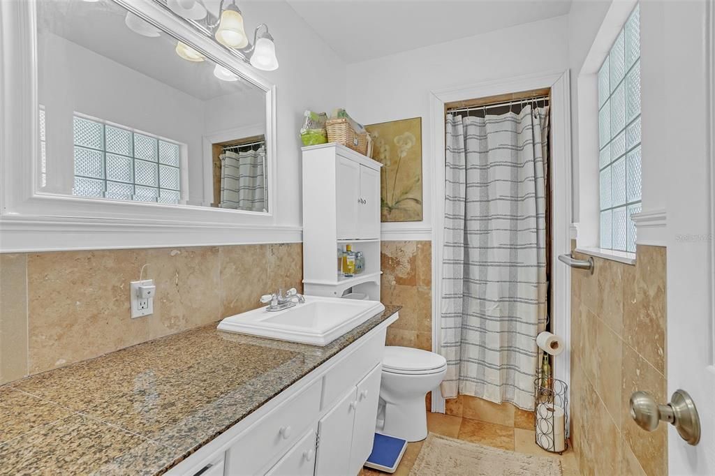 待售: $350,000 (3 贝兹, 2 浴室, 1450 平方英尺)