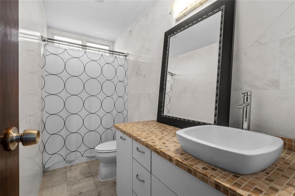 На продажу: $650,000 (4 спален, 3 ванн, 0 Квадратных фут)