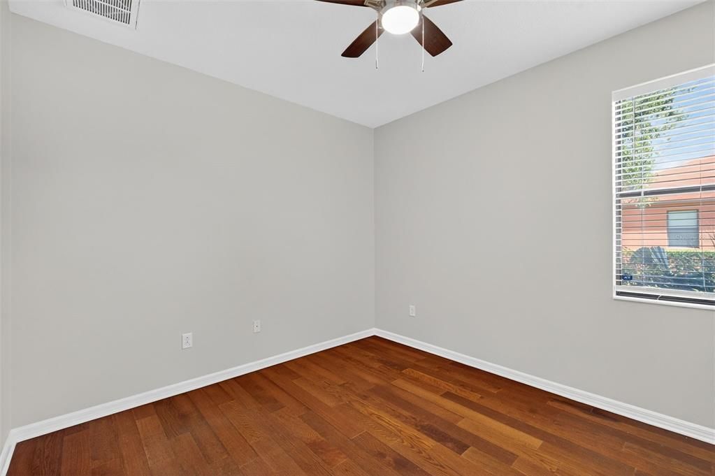 待售: $490,000 (4 贝兹, 3 浴室, 2637 平方英尺)