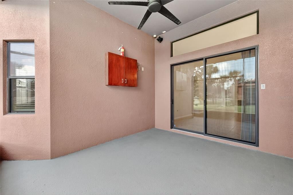 待售: $490,000 (4 贝兹, 3 浴室, 2637 平方英尺)