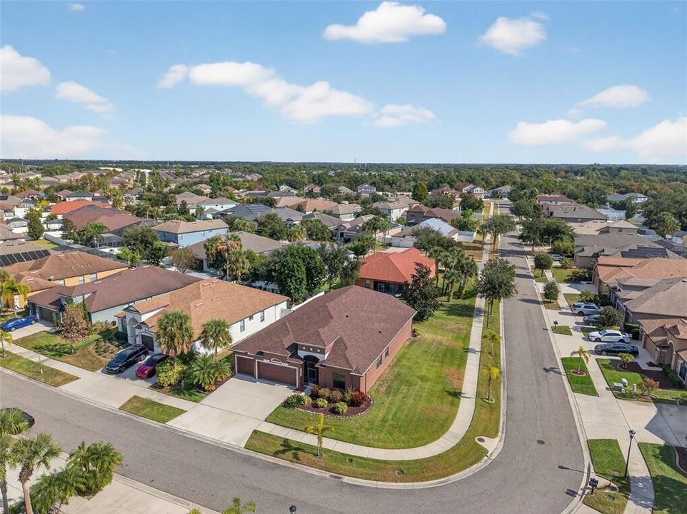 待售: $490,000 (4 贝兹, 3 浴室, 2637 平方英尺)