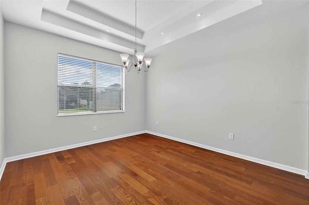 待售: $490,000 (4 贝兹, 3 浴室, 2637 平方英尺)