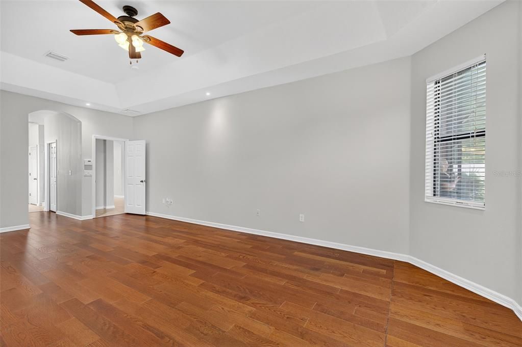 待售: $490,000 (4 贝兹, 3 浴室, 2637 平方英尺)