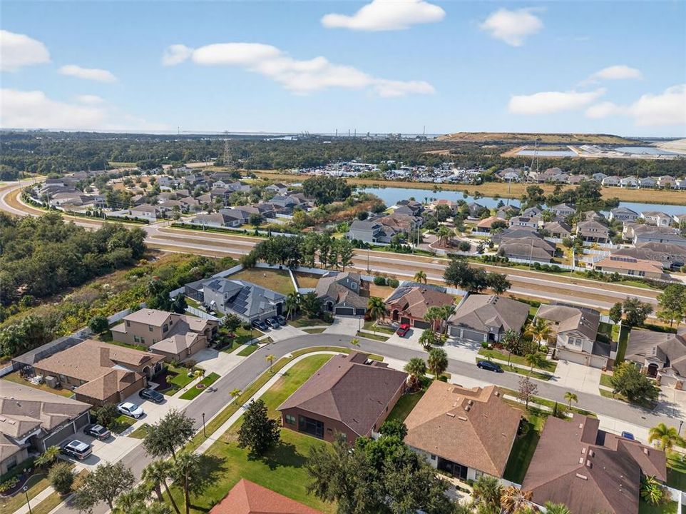 待售: $490,000 (4 贝兹, 3 浴室, 2637 平方英尺)