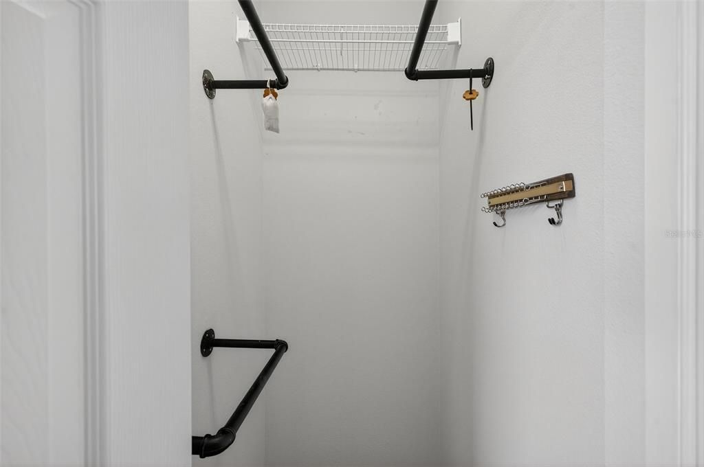 待售: $490,000 (4 贝兹, 3 浴室, 2637 平方英尺)