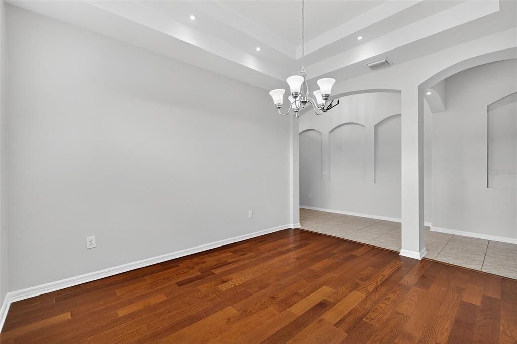 待售: $490,000 (4 贝兹, 3 浴室, 2637 平方英尺)