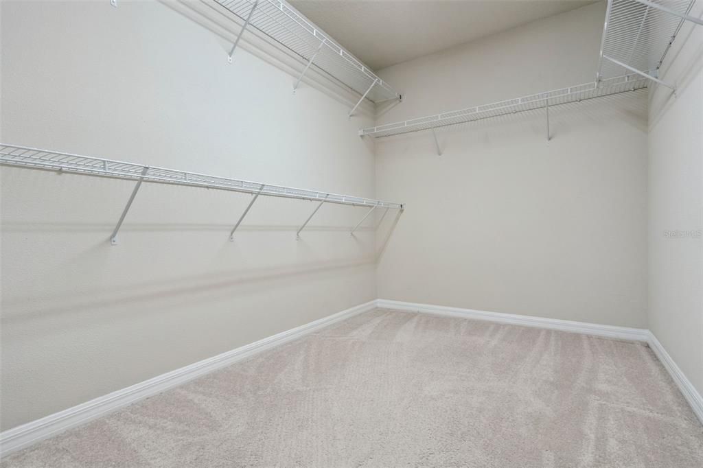 For Sale: $569,000 (3 beds, 2 baths, 2380 Square Feet)