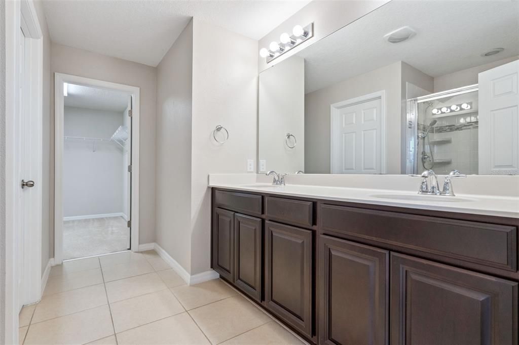 For Sale: $569,000 (3 beds, 2 baths, 2380 Square Feet)