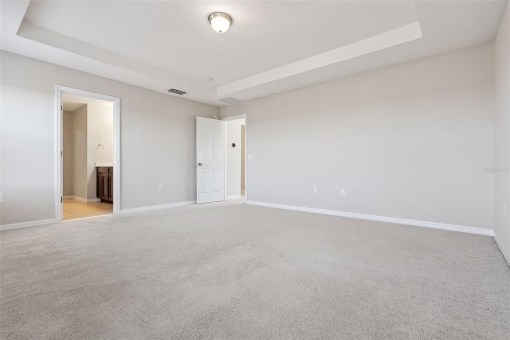 For Sale: $569,000 (3 beds, 2 baths, 2380 Square Feet)