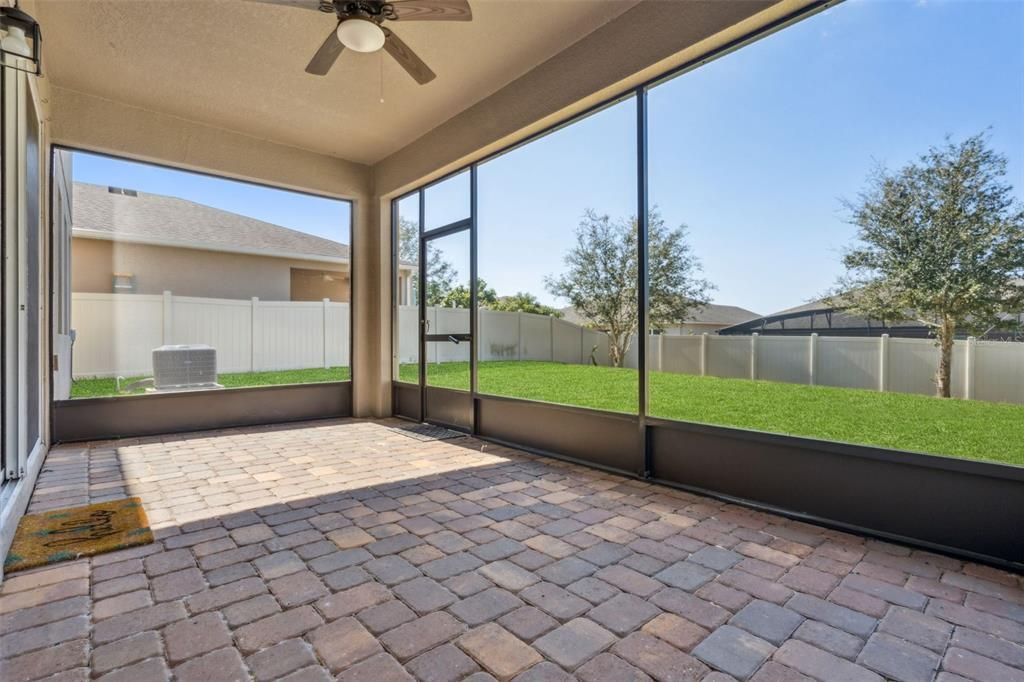 For Sale: $569,000 (3 beds, 2 baths, 2380 Square Feet)