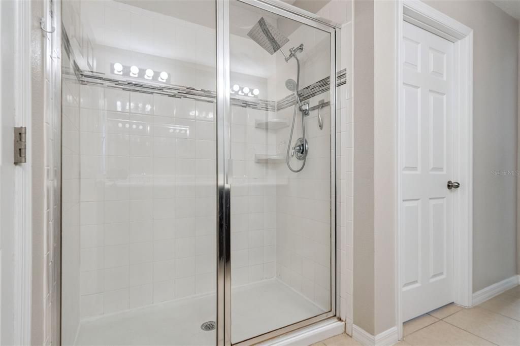 For Sale: $569,000 (3 beds, 2 baths, 2380 Square Feet)