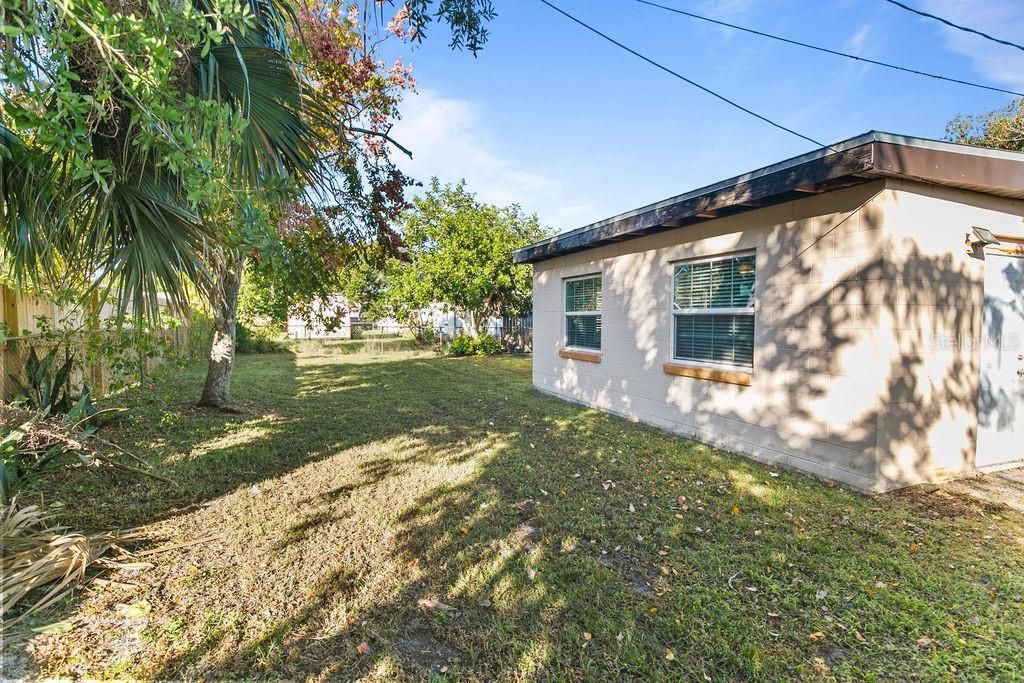 Под контрактом: $212,900 (3 спален, 1 ванн, 1344 Квадратных фут)