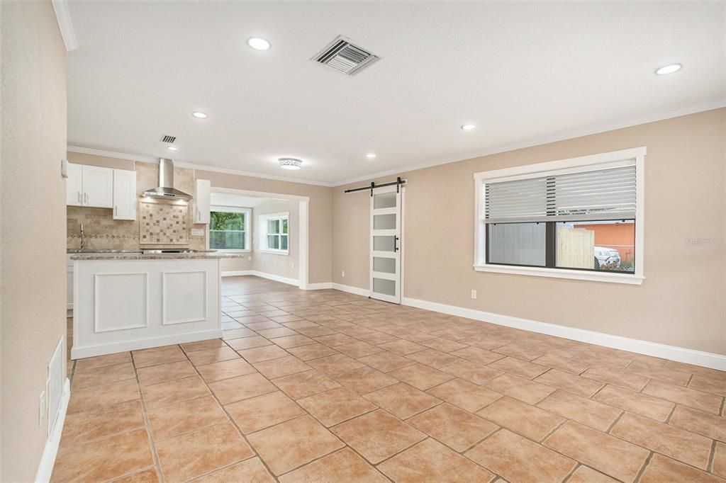 待售: $298,900 (3 贝兹, 2 浴室, 1366 平方英尺)