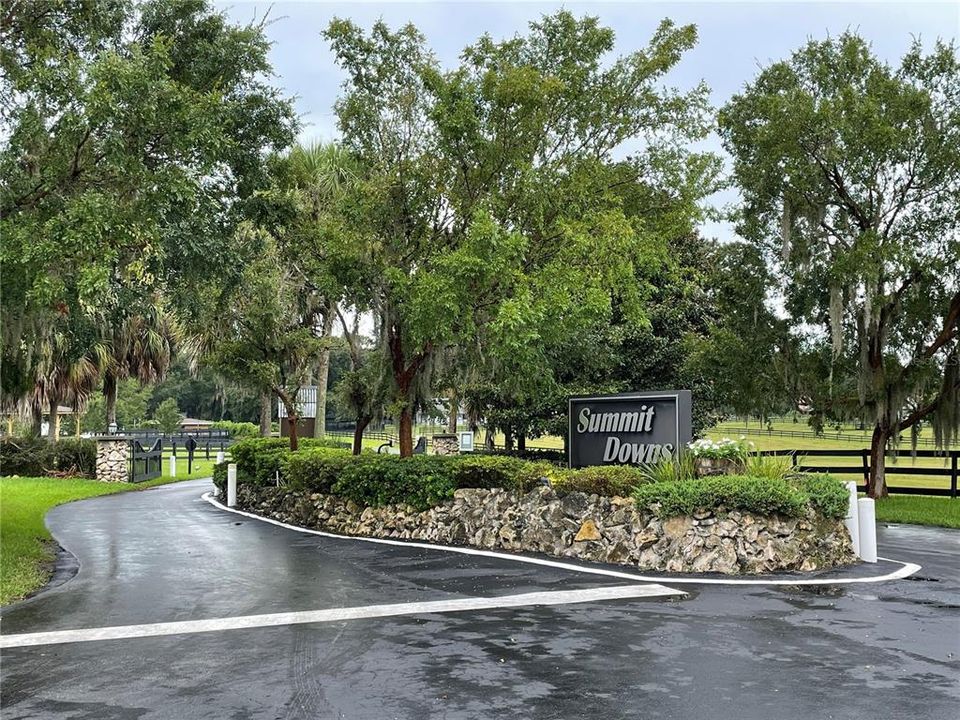 For Sale: $510,000 (3 beds, 2 baths, 2297 Square Feet)