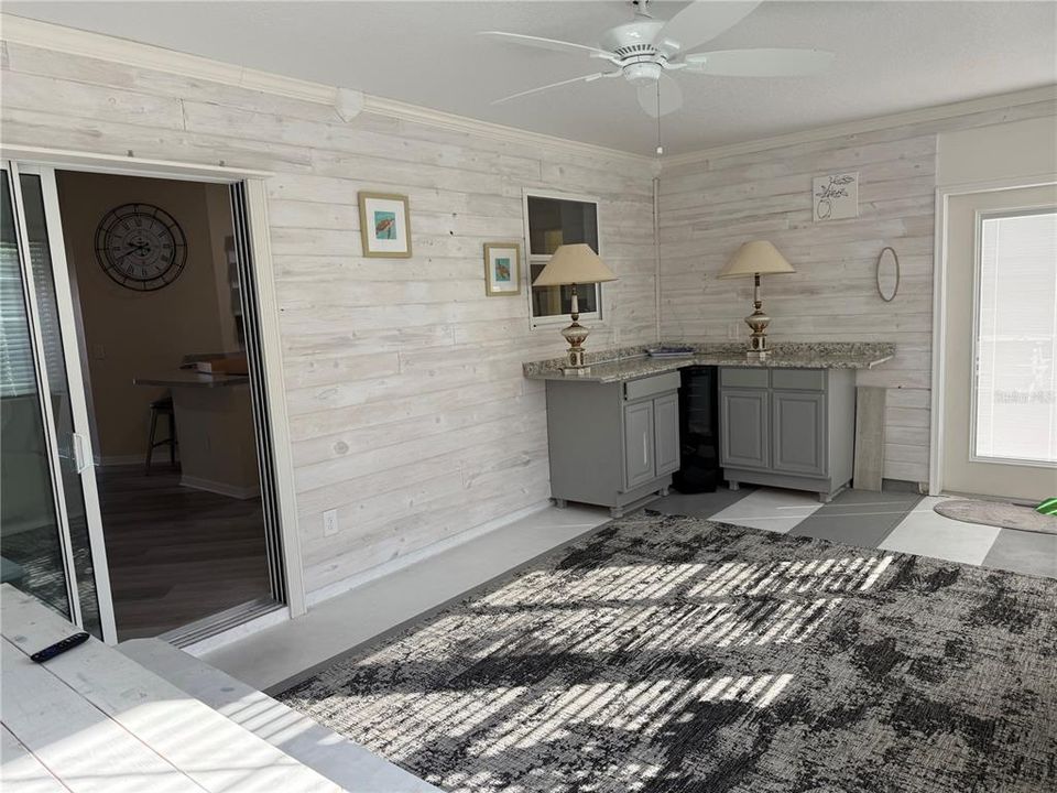 En Venta: $325,000 (3 camas, 2 baños, 1607 Pies cuadrados)