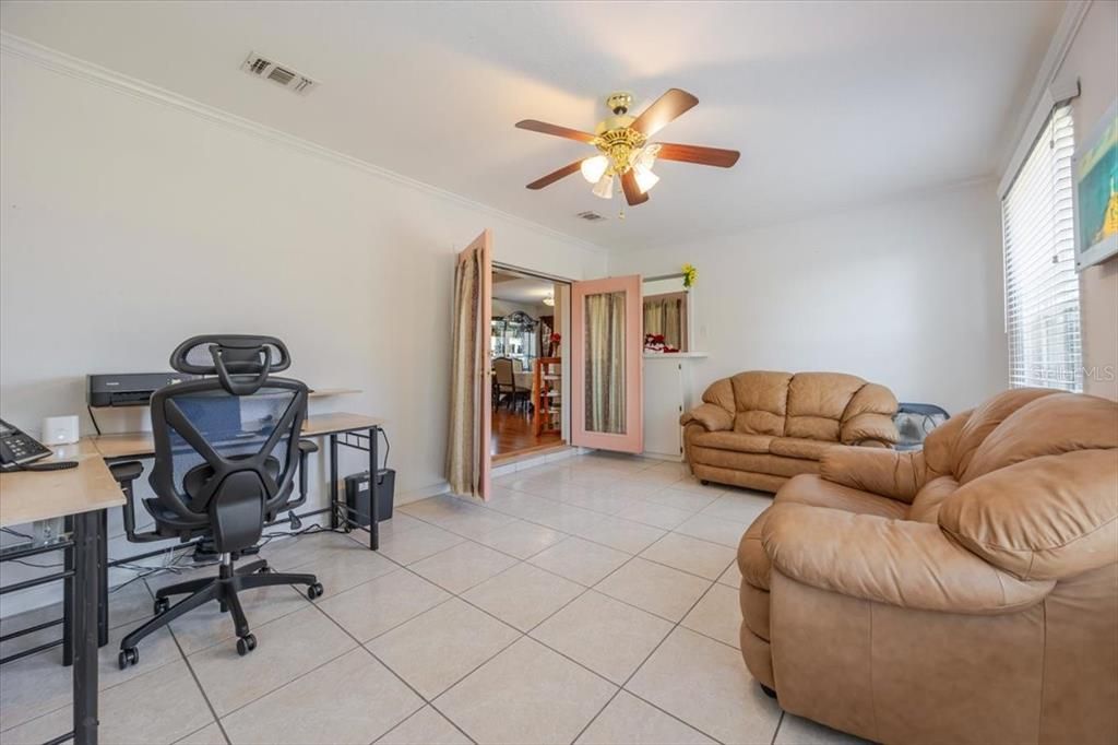 待售: $368,500 (3 贝兹, 2 浴室, 1806 平方英尺)