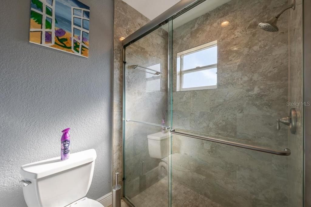 待售: $368,500 (3 贝兹, 2 浴室, 1806 平方英尺)