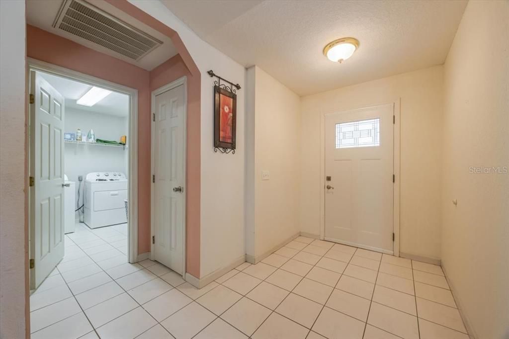 待售: $368,500 (3 贝兹, 2 浴室, 1806 平方英尺)