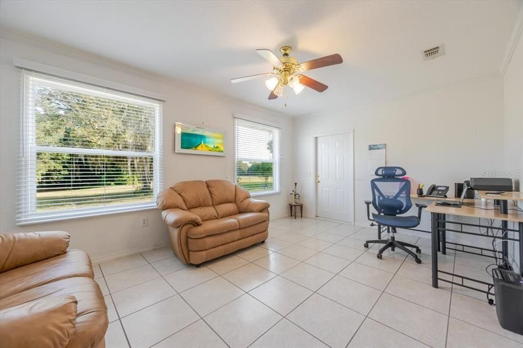 待售: $368,500 (3 贝兹, 2 浴室, 1806 平方英尺)