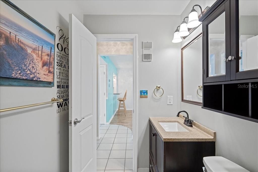 Activo con contrato: $1,750 (2 camas, 2 baños, 1100 Pies cuadrados)