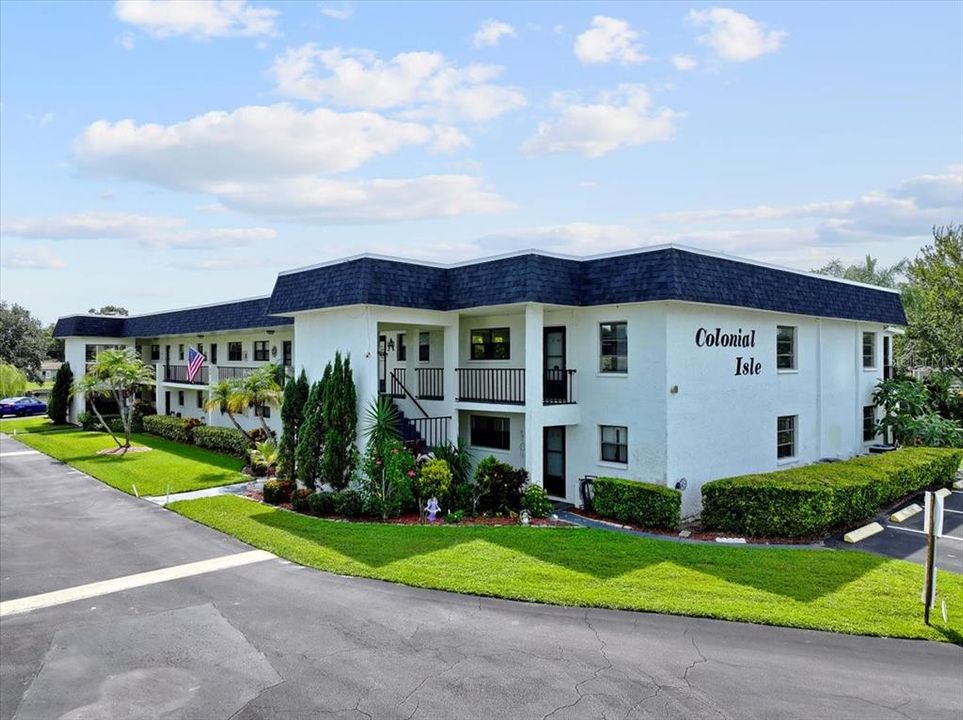 Activo con contrato: $1,750 (2 camas, 2 baños, 1100 Pies cuadrados)