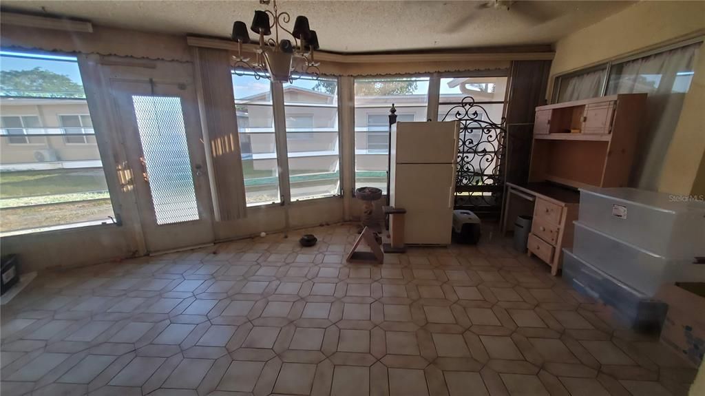 En Venta: $290,000 (2 camas, 2 baños, 1626 Pies cuadrados)