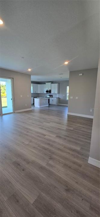 En Renta: $2,300 (4 camas, 3 baños, 2092 Pies cuadrados)