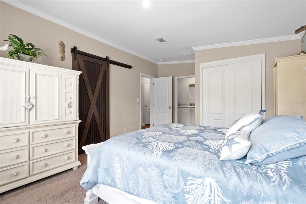 For Sale: $1,050,000 (4 beds, 3 baths, 2972 Square Feet)