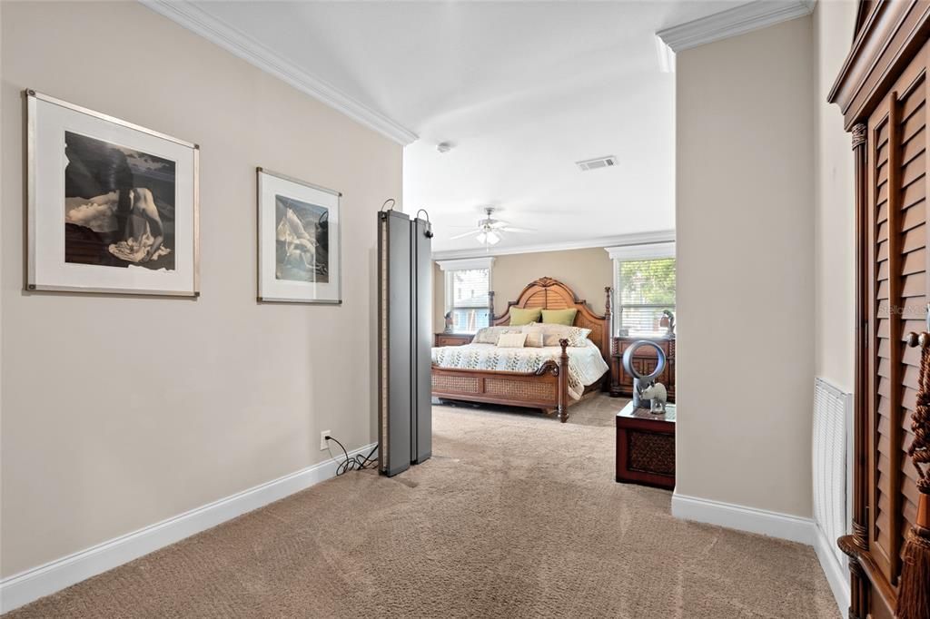 For Sale: $1,050,000 (4 beds, 3 baths, 2972 Square Feet)