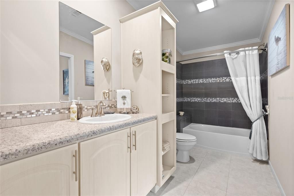 For Sale: $1,050,000 (4 beds, 3 baths, 2972 Square Feet)