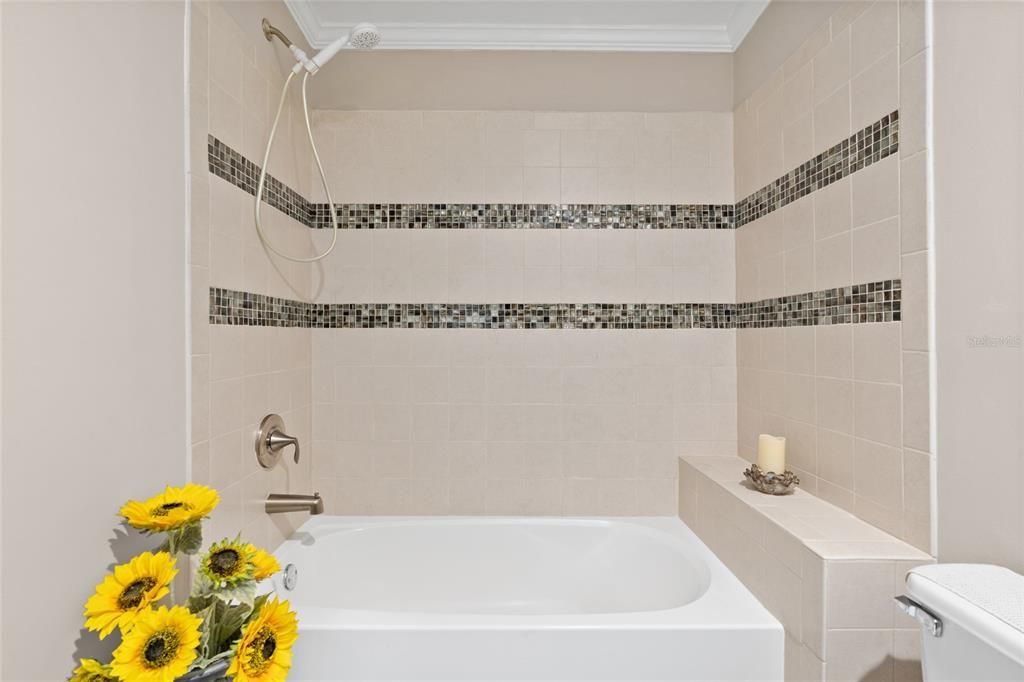 For Sale: $1,050,000 (4 beds, 3 baths, 2972 Square Feet)