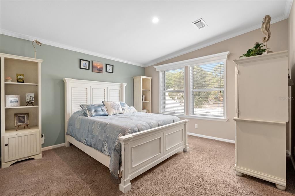 For Sale: $1,050,000 (4 beds, 3 baths, 2972 Square Feet)