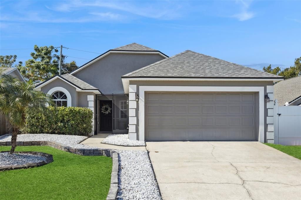 For Sale: $354,900 (3 beds, 2 baths, 1236 Square Feet)