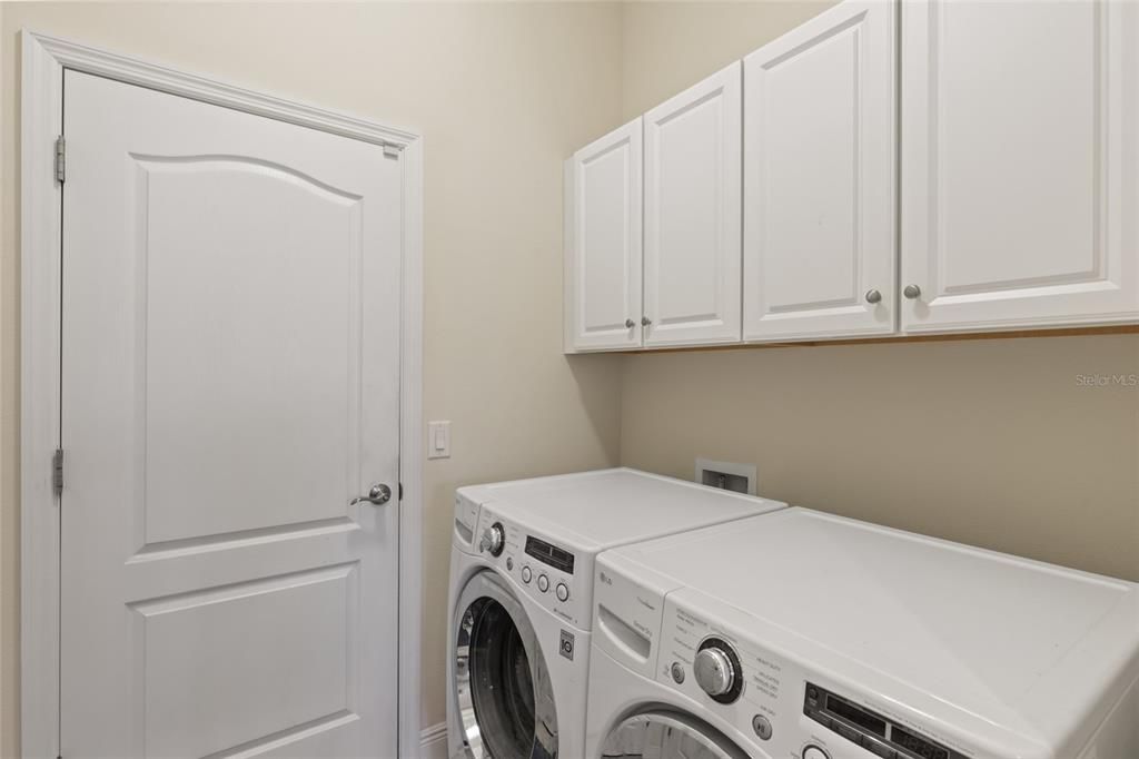 For Sale: $554,000 (2 beds, 2 baths, 1858 Square Feet)