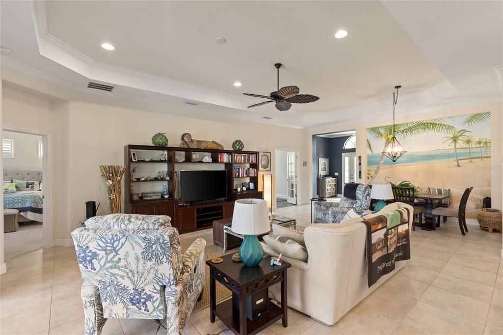 For Sale: $554,000 (2 beds, 2 baths, 1858 Square Feet)