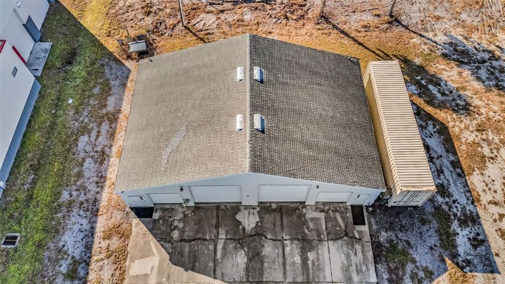 合同活跃: $650,000 (0 贝兹, 0 浴室, 2400 平方英尺)