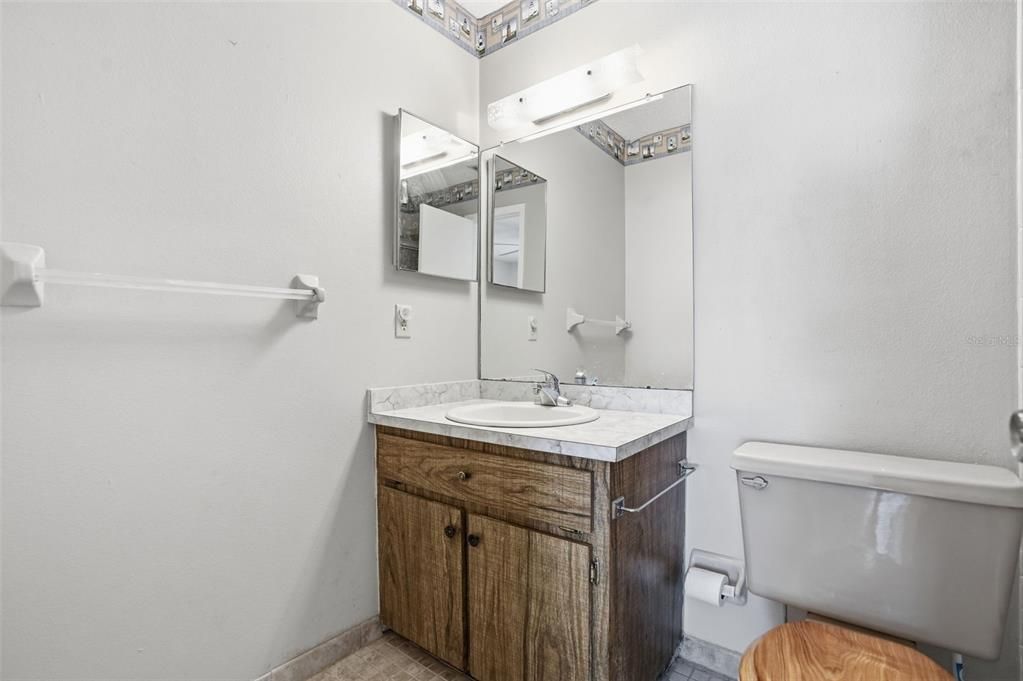 Activo con contrato: $160,000 (2 camas, 2 baños, 1159 Pies cuadrados)