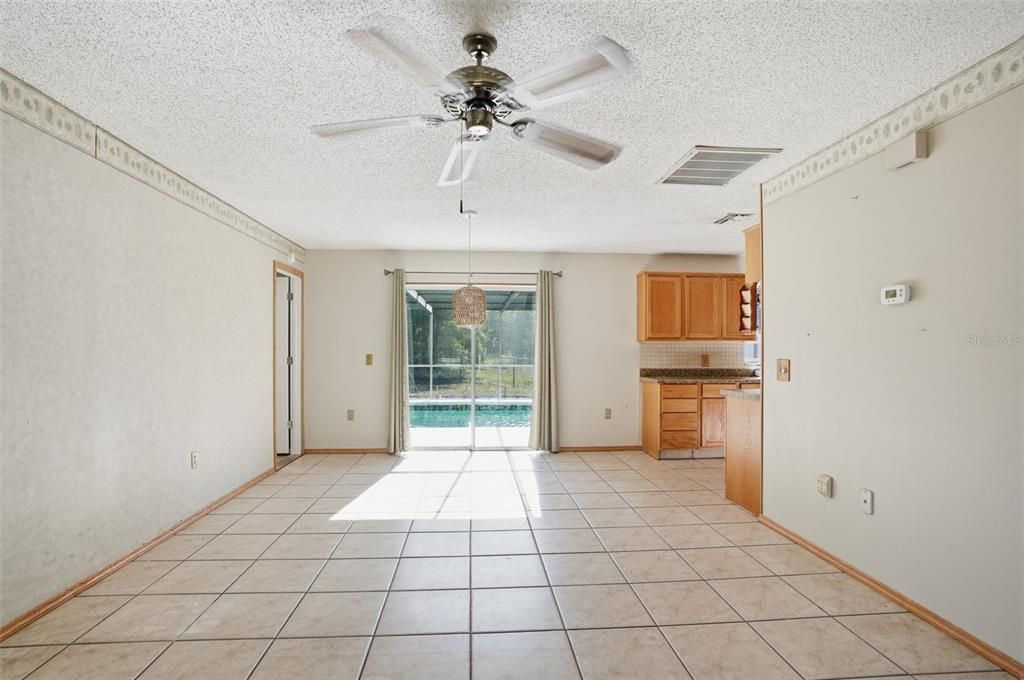 Activo con contrato: $160,000 (2 camas, 2 baños, 1159 Pies cuadrados)