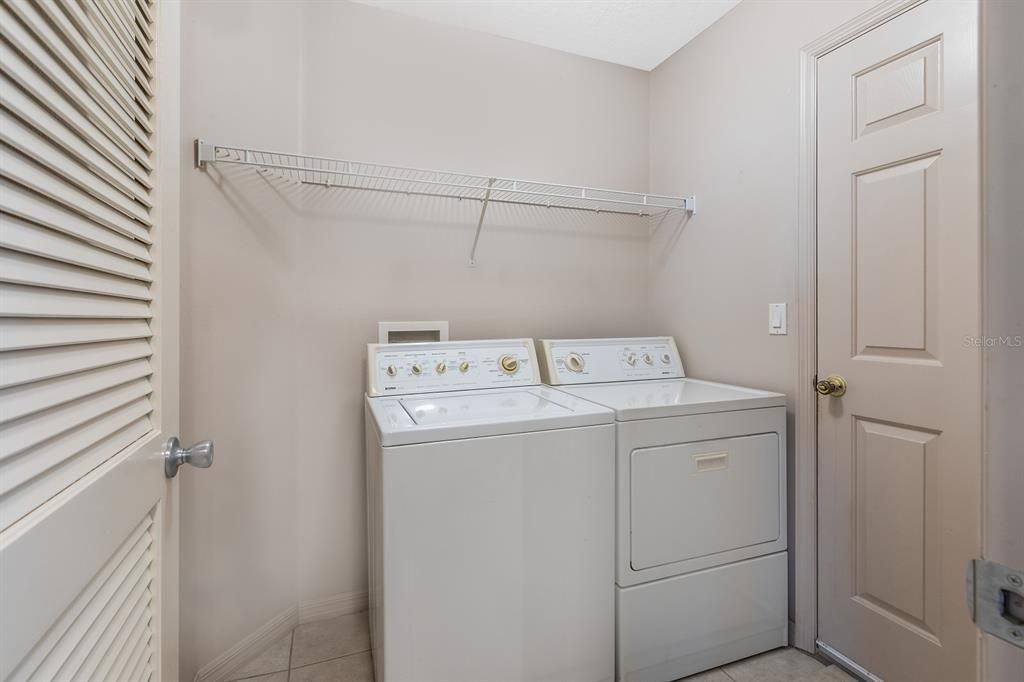 待售: $285,000 (3 贝兹, 2 浴室, 1621 平方英尺)