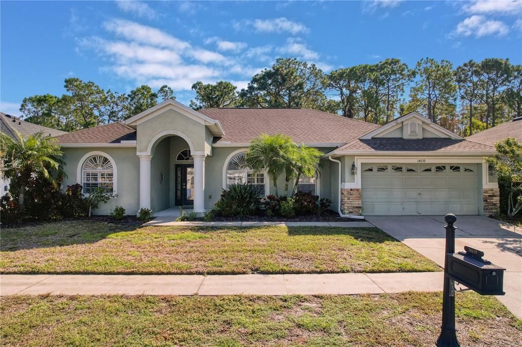 For Rent: $4,000 (4 beds, 3 baths, 2519 Square Feet)