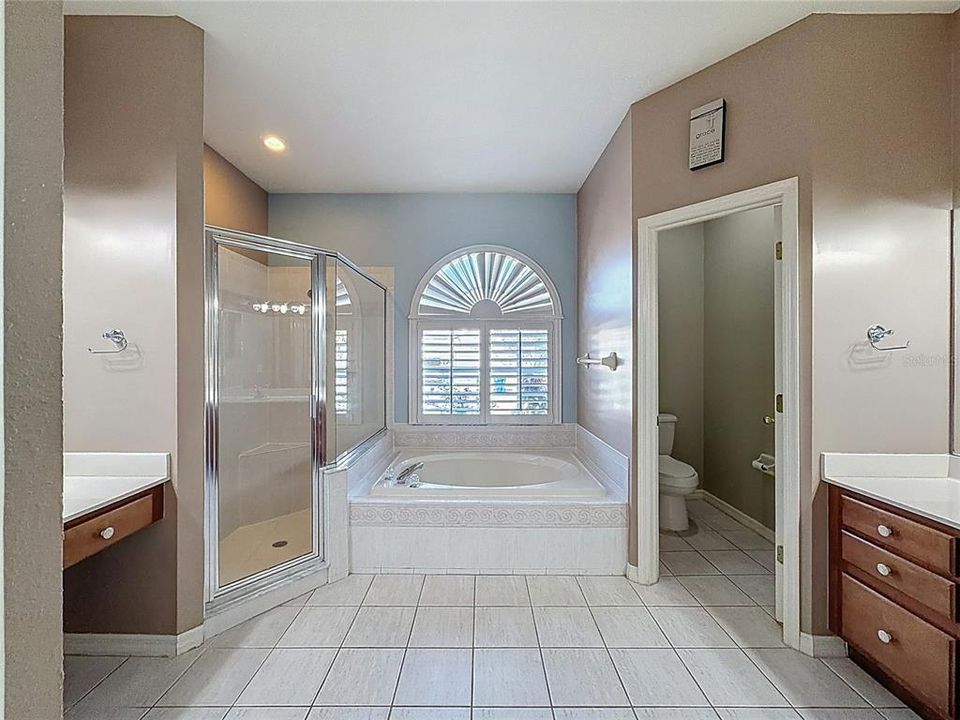 For Rent: $4,000 (4 beds, 3 baths, 2519 Square Feet)