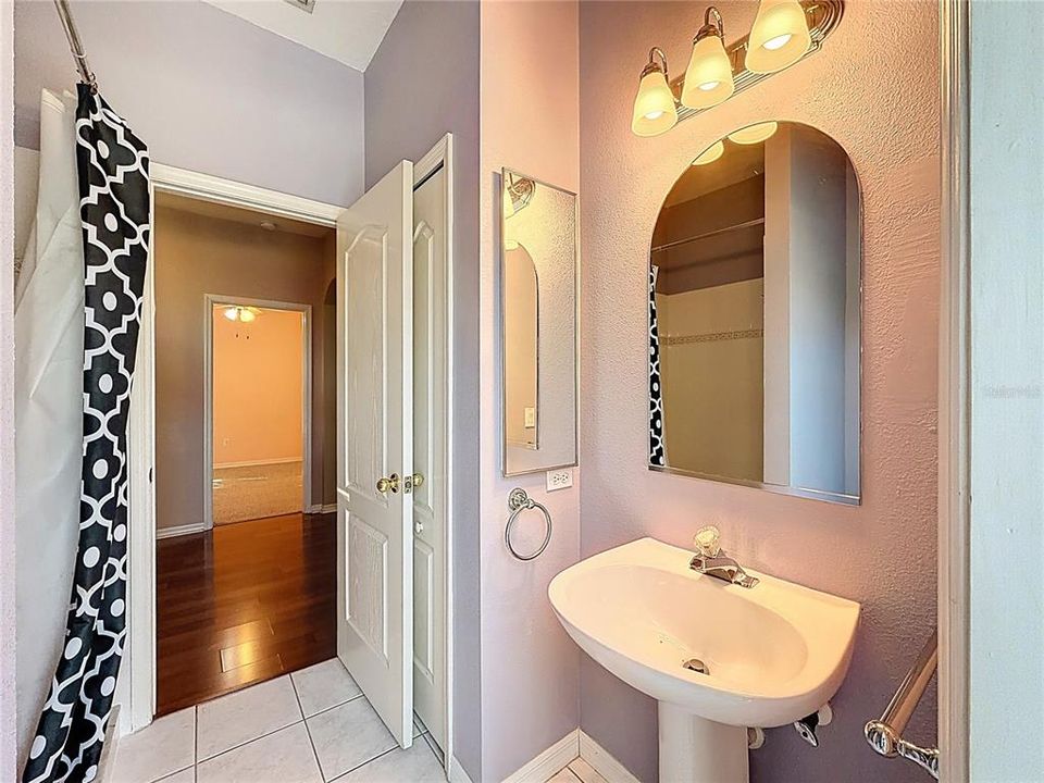 For Rent: $4,000 (4 beds, 3 baths, 2519 Square Feet)