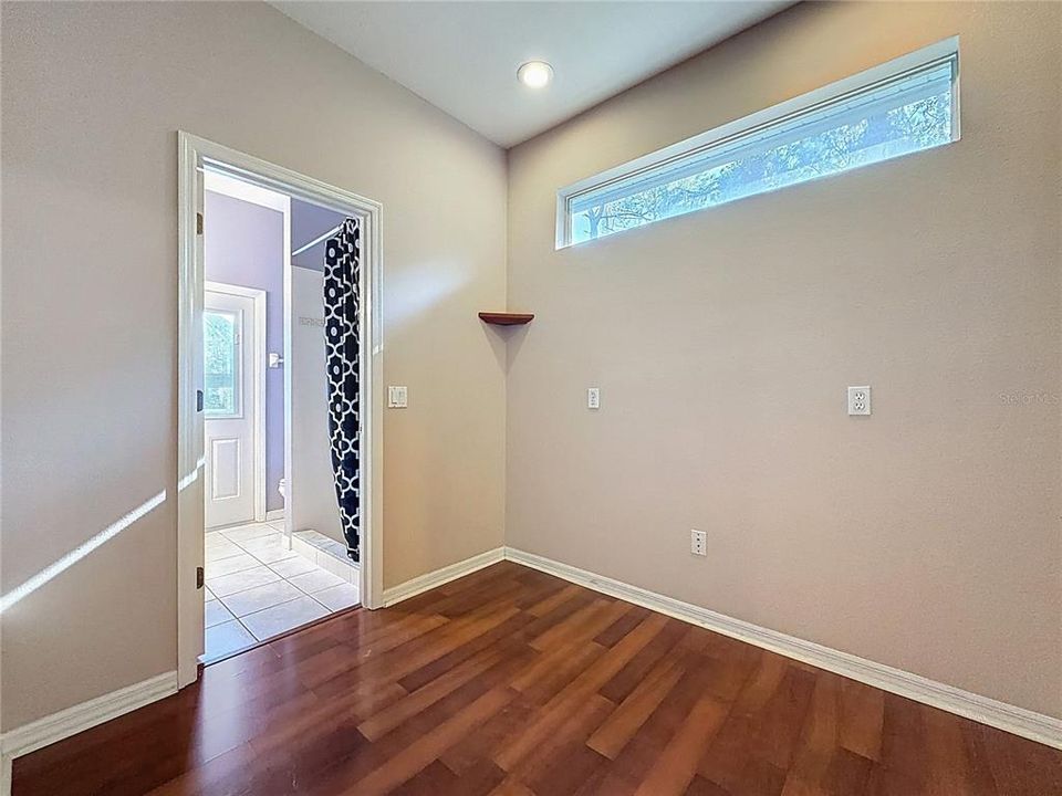 For Rent: $4,000 (4 beds, 3 baths, 2519 Square Feet)