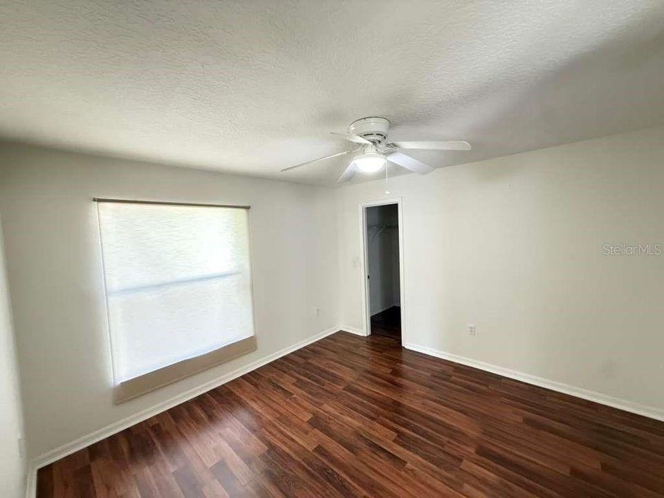 For Rent: $2,800 (4 beds, 2 baths, 1894 Square Feet)