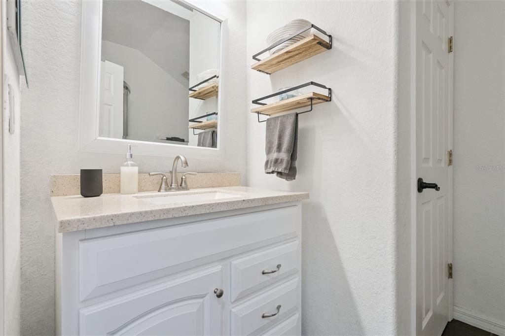 Active With Contract: $415,000 (5 beds, 3 baths, 2494 Square Feet)