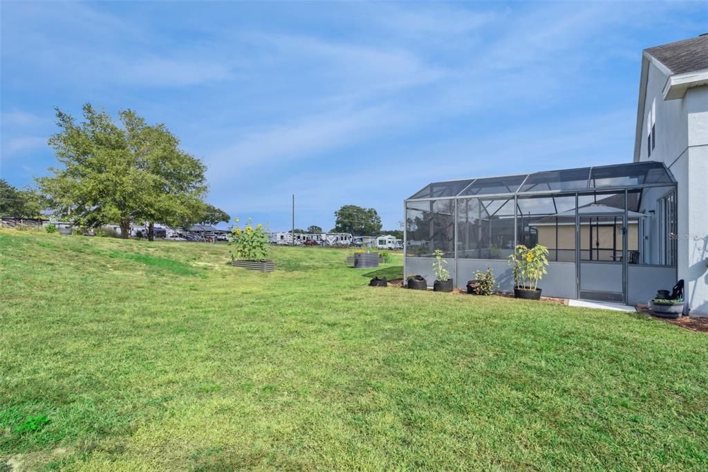 Active With Contract: $415,000 (5 beds, 3 baths, 2494 Square Feet)