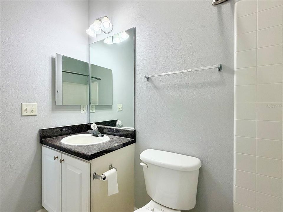 En Renta: $1,700 (2 camas, 2 baños, 1048 Pies cuadrados)