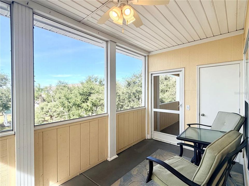 En Renta: $1,700 (2 camas, 2 baños, 1048 Pies cuadrados)