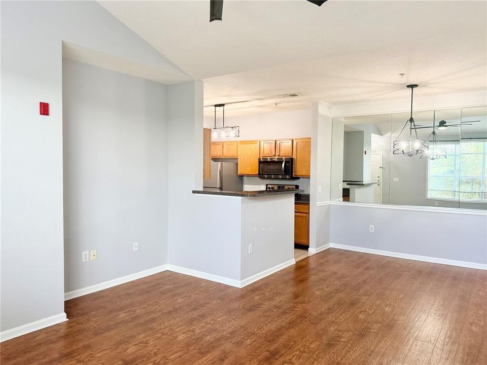 En Renta: $1,700 (2 camas, 2 baños, 1048 Pies cuadrados)